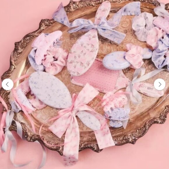 Goody x LoveShackFancy Ruffle Bow Hair Clip - Rosa Beaux BRAND NEW *SHIPS FAST*‎ - Picture 6 of 7